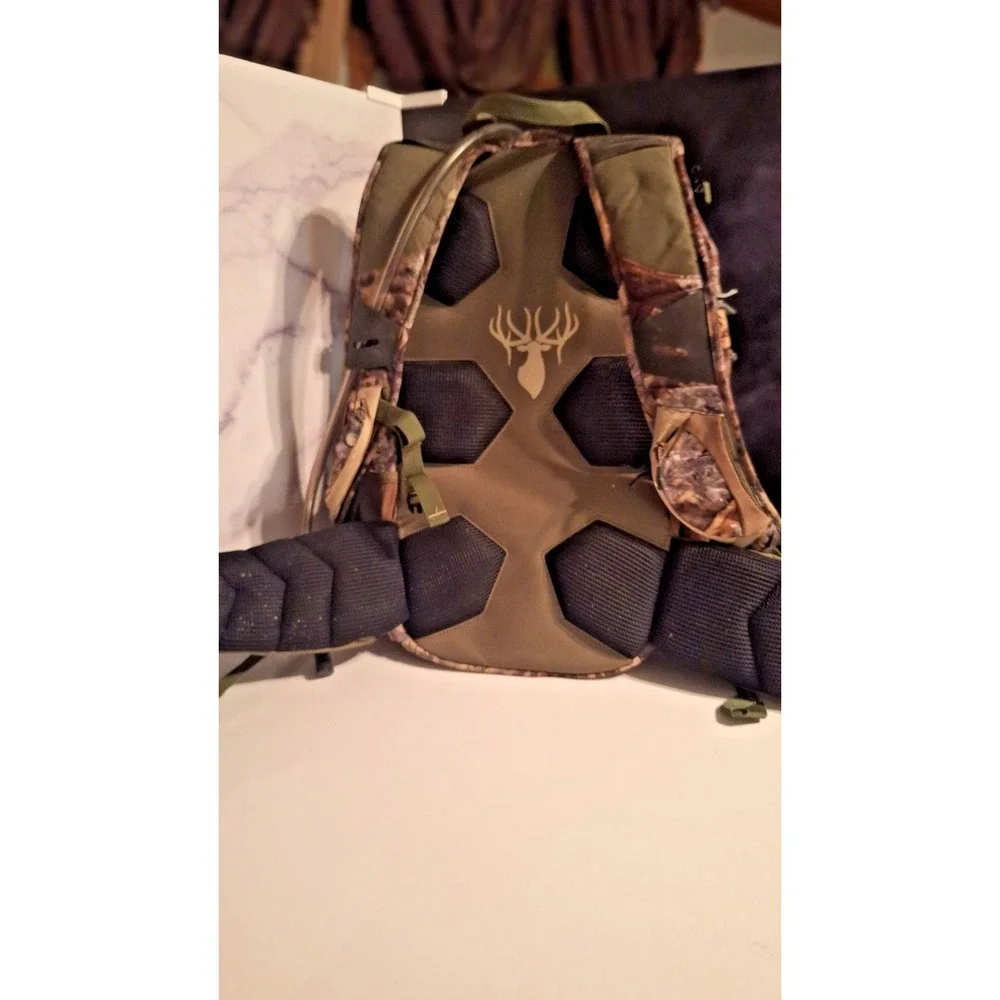 Kings Camo Mountain Shadow 1800 Core Hunter Day Pack Backpack